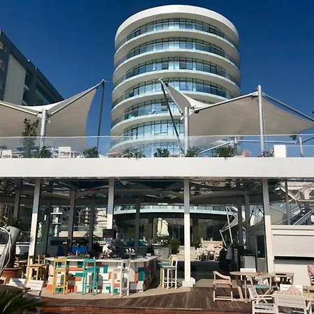 Apartment White Tower 605 Mamaia